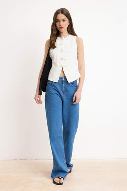 Koyu Mavi Dugme Detayl? Fitted 100% Pamuk Denim Yelek TWOSS26YE00004 - Trendyolmilla фото 7