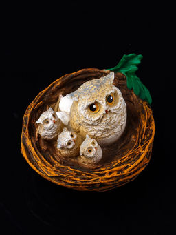 Фигурка полистоун «Совушки в гнезде», 7.5×10×9.2 см