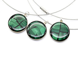 Кулон "Мозаика" на чокере из малахита 25мм-26мм.