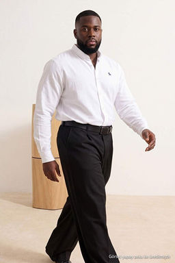 Beyaz Normal Kal_p/Regular Fit %100 Pamuk Erkek B_y_k Beden Dokuma G_mlek TMNSS26AX00002