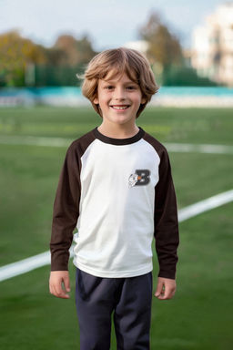 Ekru Erkek Cocuk Mevsimlik-Ince Renk Bloklu Bisiklet Yaka Orme Sweatshirt TKDAW25SW00005