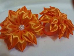 Цена за 2 шт. Заколки астра