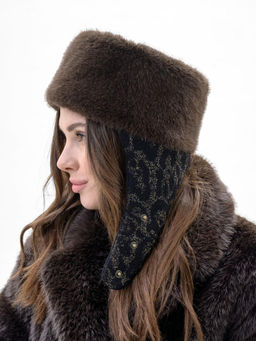 Т26-21 Таблетка кубанка черное золото с мехом "норка"