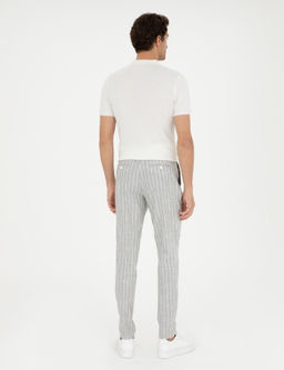 Светло-серые полосатые брюки из смесового льна для папы - Cacharel фото 4