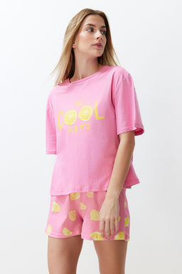 Trendyolmilla Pembe %100 Pamuklu Slogan Meyve Bask?l? Sortlu Orme Pijama Tak?m? THMSS24PT00226  фото 2