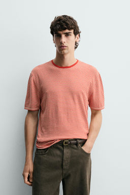 CAMISETA PUNTO REGULAR FIT RAYAS / Blanco / Rojo