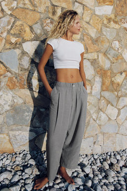 CAMISETA CROPPED MANGA CORTA LUNARES / Blanco - Zara фото 2