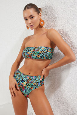 TRENDYOLMILLA Leopar Desenli Straplez Yuksek Bel Hipster Bikini Tak?m? TBESS22BT0018 фото 24