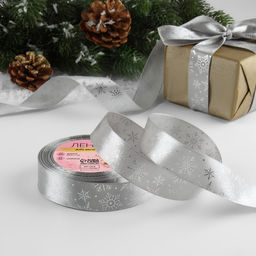 Лента атласная с тиснением «Снежинки», 25 мм, 23±1 м, серебряная