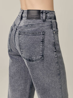 CONTE CON-681 Джинсы wide leg оксидной варки с необработанным краем washed black - Conte elegant фото 8