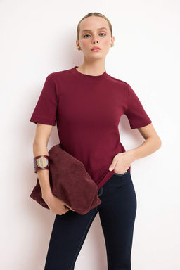 Bordo Fitted/Vucuda Oturan K?sa Kollu Pamuk Ribana Orme T-Shirt TWOSS26TS00080