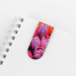 Цена за 4 шт. Магнитная закладка и блок бумаги, 30 л. 8 марта: Тюльпаны