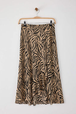 TRENDYOLMILLA K?rm?z? Bask?l? Buzgu Detayl? ve Volanl? Yuksek Bel Esnek Etek TWOSS21ET0029 фото 56