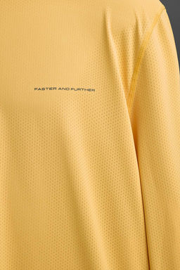 PERFORATED TRAINING T-SHIRT - Zara фото 18