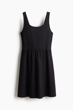 Vestido de punto con efecto arrugado