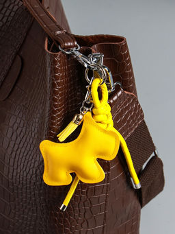 Брелок для ключей на карабине кожзам «Терьер», с узлом, жёлтый, на сумку, рюкзак, 14×8×1.2 см
