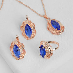 Гарнитур 3 предмета: серьги, кулон, кольцо безразмерное «Эдель», ажурный овал, син в золоте, 45 см