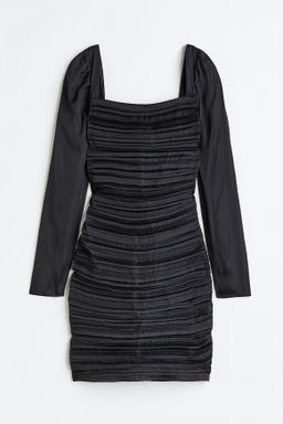 Vestido ajustado plisado