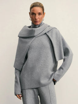 Джемпер с воротником стойкой / Zarina