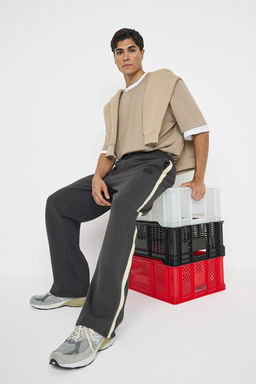 Teen Antrasit Straight Fit Serit Detayl? Slikon Etiketli Kal?n Esofman Alt? TMNAW26EA00000