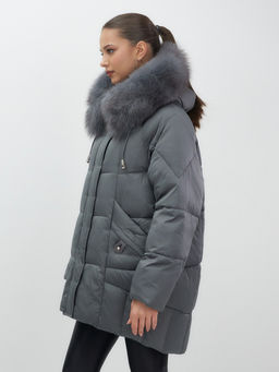 Куртка зимняя женская с мехом и капюшоном тренд темно-серого цвета 7660TC - Visdeer фото 2