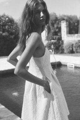 Vestido en tejido jacquard con tirantes espagueti - H&m фото 4