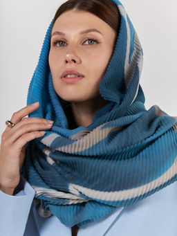 Большой, мягкий, тонкий и очень нежный двусторонний палантин с рисунком