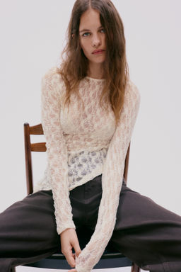Top asim?trico efecto encaje - H&m фото 3