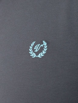 Футболка-поло из фактурного трикотажа - Vilatte фото 3