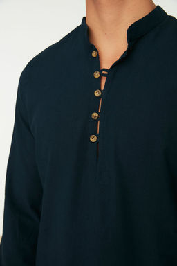 TRENDYOL MAN Mavi Slim Fit Yar?m Patl? Dugmeli Hakim Yaka Keten Gorunumlu Gomlek TMNSS20GO0097 - Trendyolmilla фото 26