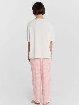 КОМПЛЕКТ ЖЕНСКИЙ (ФУТБОЛКА, БРИДЖИ) - Mark formelle фото 2