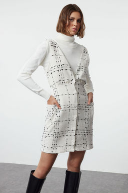 TRENDYOLMILLA Ekru Ekose / Kareli V Yaka Mini Dokuma Jile Elbise TWOAW21EL0319 фото 10