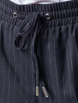 D24.228 Брюки женские темно-синий