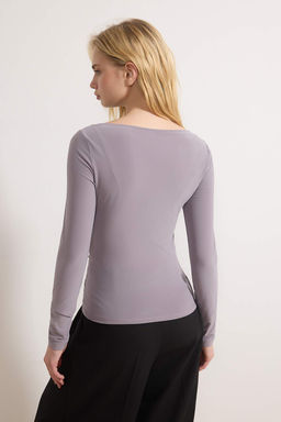 Vizon Kay?k Yaka Drapeli Vucuda Oturan Esnek Orme Bluz TWOAW25BZ00109