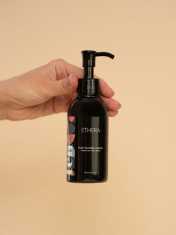 ETHERA Парфюмированный крем для рук и тела / Passion Fruit, Peach, Sandal, 150 мл  фото 5