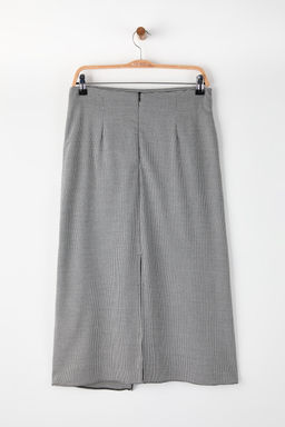 Siyah-Beyaz Anvelop Detayl? Midi Dokuma Etek TWOAW26ET00157