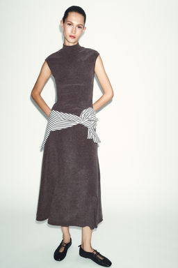 FALDA SOFT CAPA / marr?n vigor?