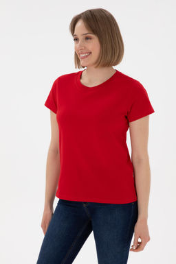 Kad_n K_rm_z_ Basic Ti__rt Sepette S_rpriz _ndirim