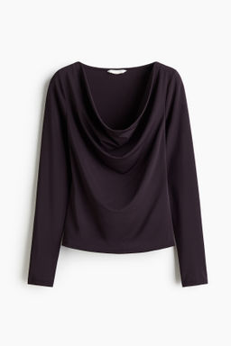 Top con escote drapeado