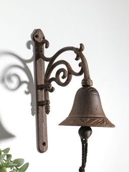 Колокол сувенирный чугун "Завитки - тонкие линии" 20х10,3х26 см