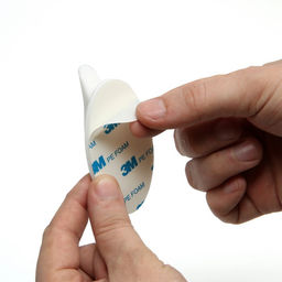 Цена за 2 шт. Ручка мебельная самоклеющаяся CAPPIO, L=95 мм, пластик, цвет белый