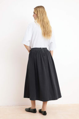 Antrasit DOKUMLU Pileli %100 Pamuk Volanl? Maxi Denim Etek TWOSS26ET00013 - Trendyolmilla фото 6