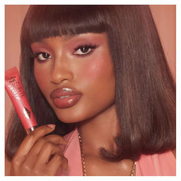 Charlotte Tilbury жидкие румяна PILLOW TALK MATTE BEAUTY BLUSH WAND оттенок PILLOW TALK Dream Pop