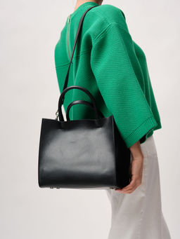 Кожаная сумка Deboro 30902 черный