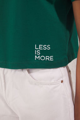 Zumrut Yesili Slogan Bask?l? Regular/Normal Kal?p Orme T-Shirt TWOSS23TS00125