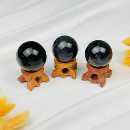 Шар из Обсидиана на подставке