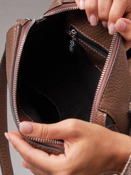 Женская сумка кросс-боди Azaro 3684 коричневый какао соло