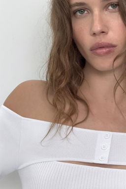 TOP AJUSTADO PUNTO CUT OUT / Blanco - Zara фото 3