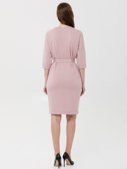 Платье с поясом