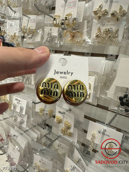 Женские серьги бижутерия